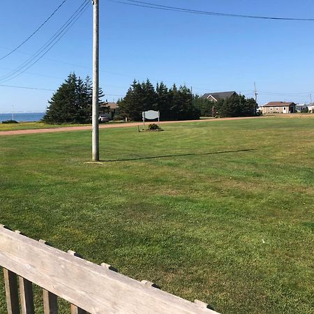Newly Renovated Confederation Bridge View Cottages Borden-Carleton Exterior photo