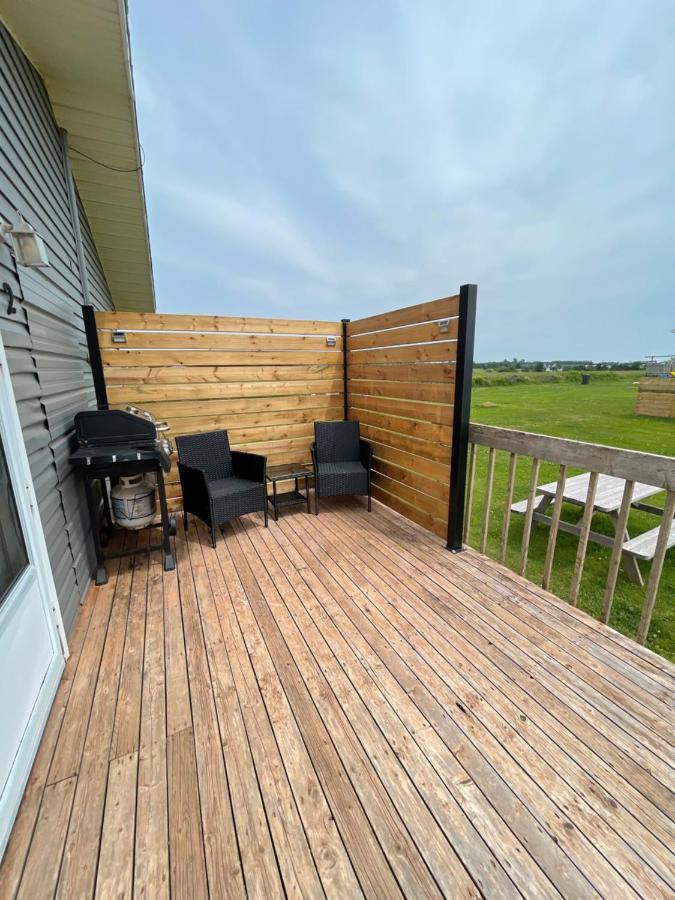 Newly Renovated Confederation Bridge View Cottages Borden-Carleton Exterior photo