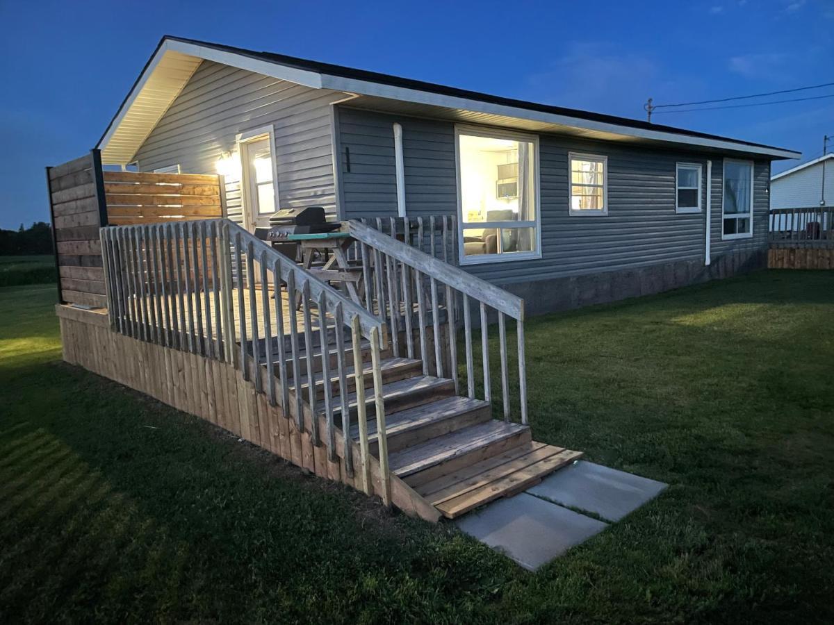Newly Renovated Confederation Bridge View Cottages Borden-Carleton Exterior photo